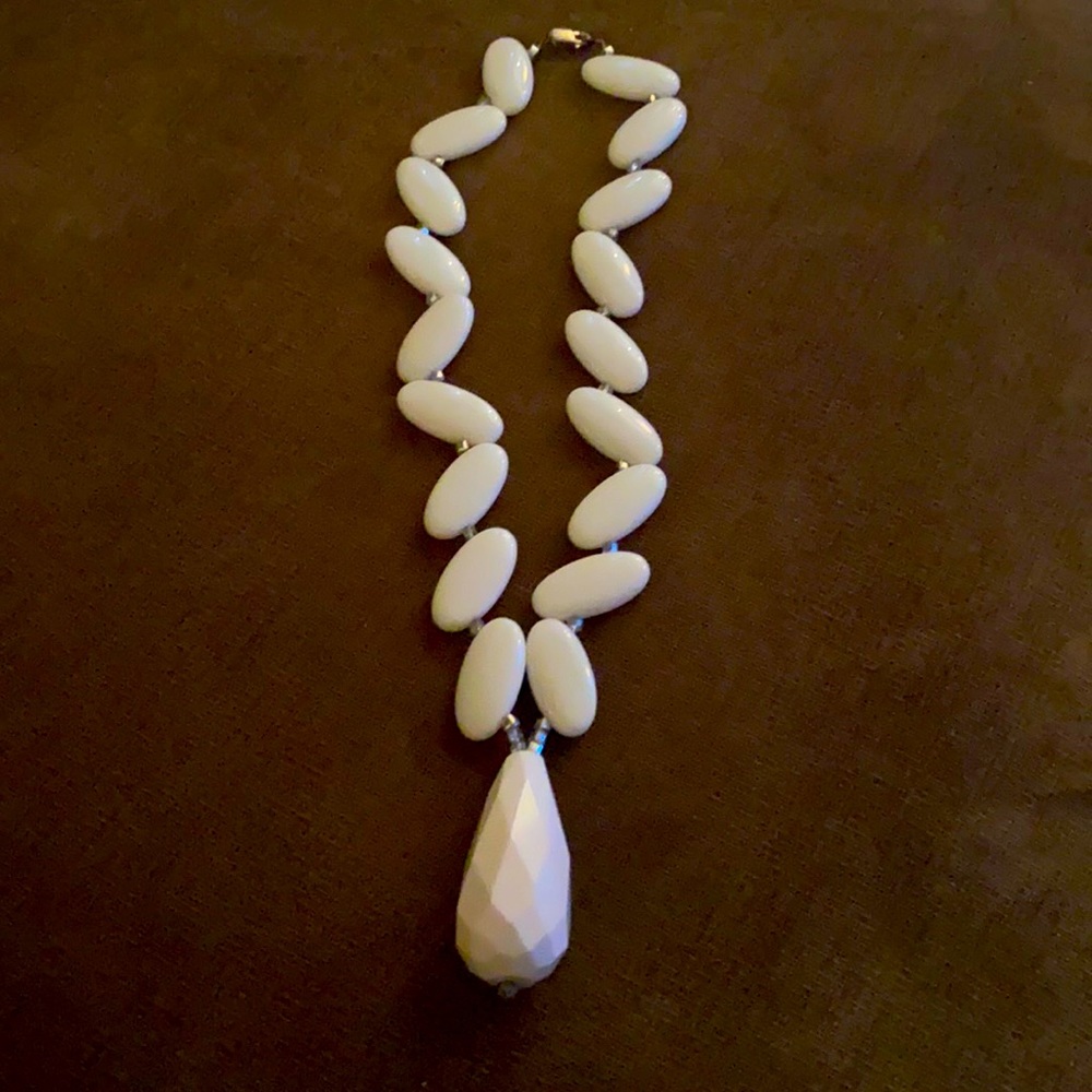 Stunning White Agate Statement Necklace